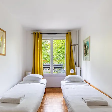 Guestready - Spacious And Cosy In The 15th Apartmán Paříž